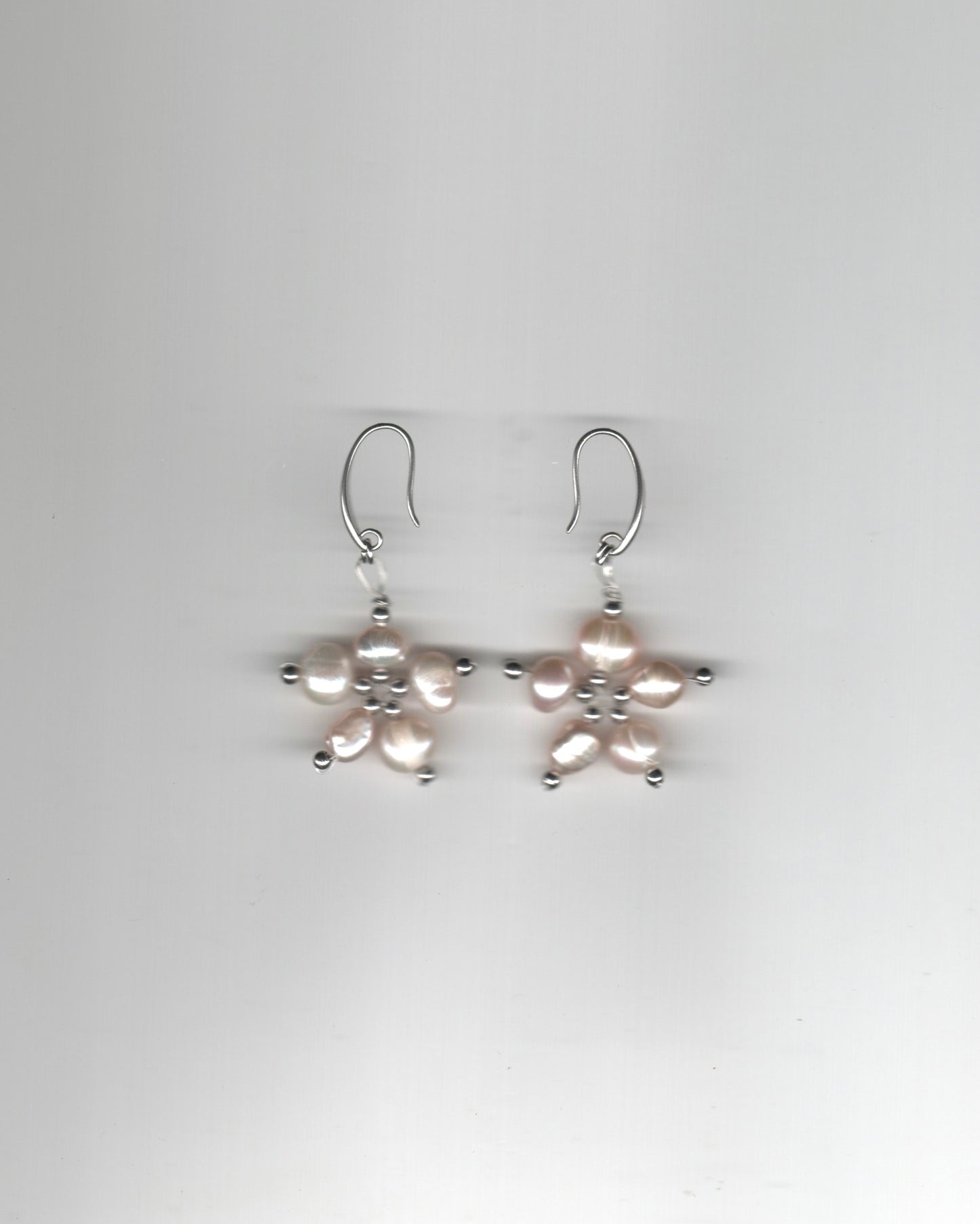 Freshwater Pearl Earrings in Tinted Ivory