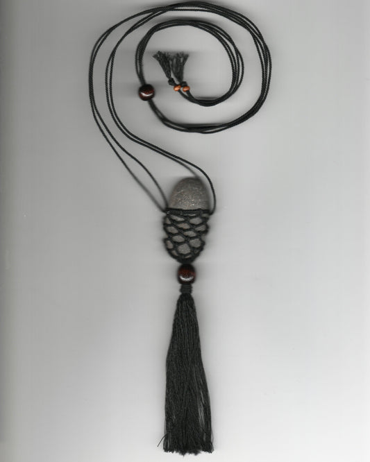 001/ Shí Rope Necklace with Fringe