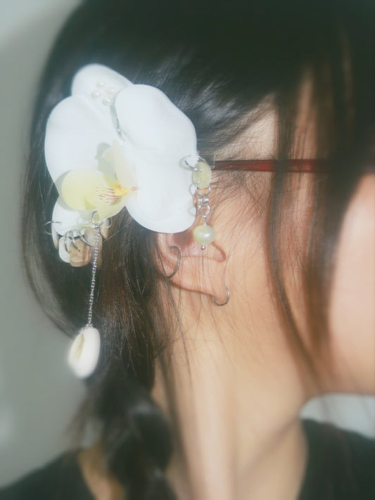 Joaquim Pierced Orchid Hairclip