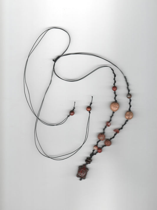 Guī Red Turtle Necklace