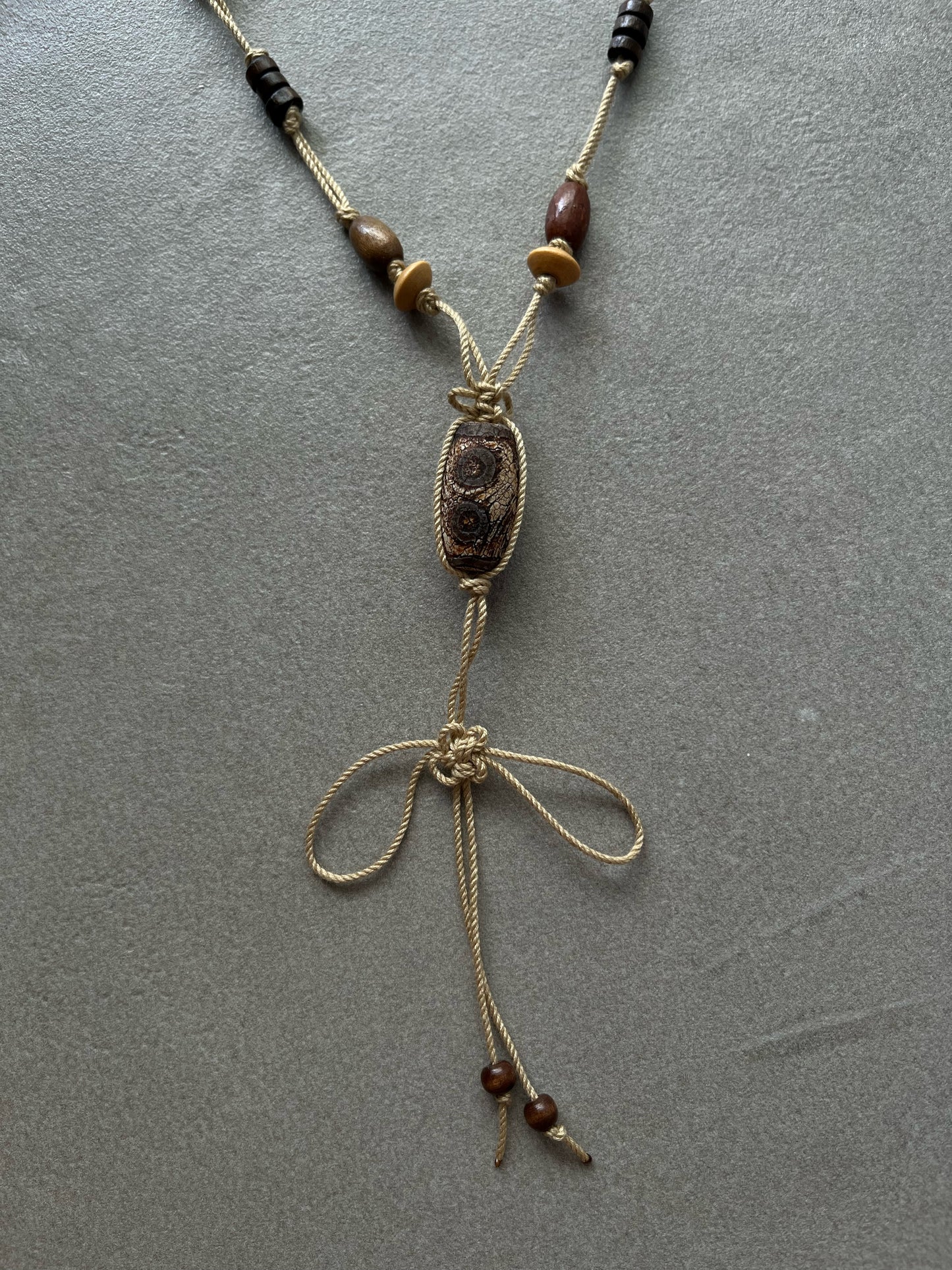 Gǔ Barrel Knotted Necklace